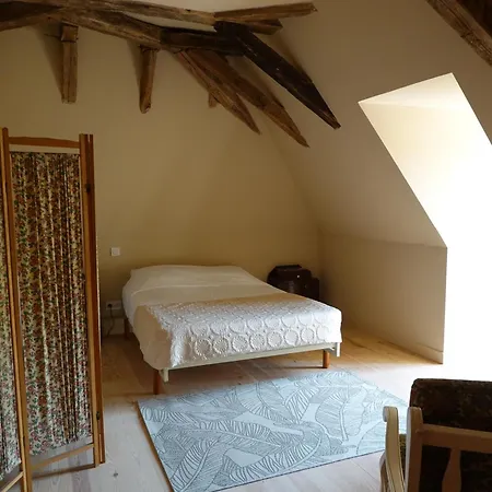 Le Tangram - L'auberge Autonome Chaleureuse Et Vintage Zajazd Baneuil