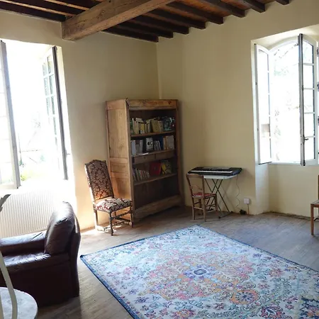 Le Tangram - L'auberge Autonome Chaleureuse Et Vintage